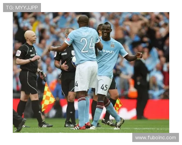 热那亚将与德罗西会面 商讨其接任维埃拉执教事宜